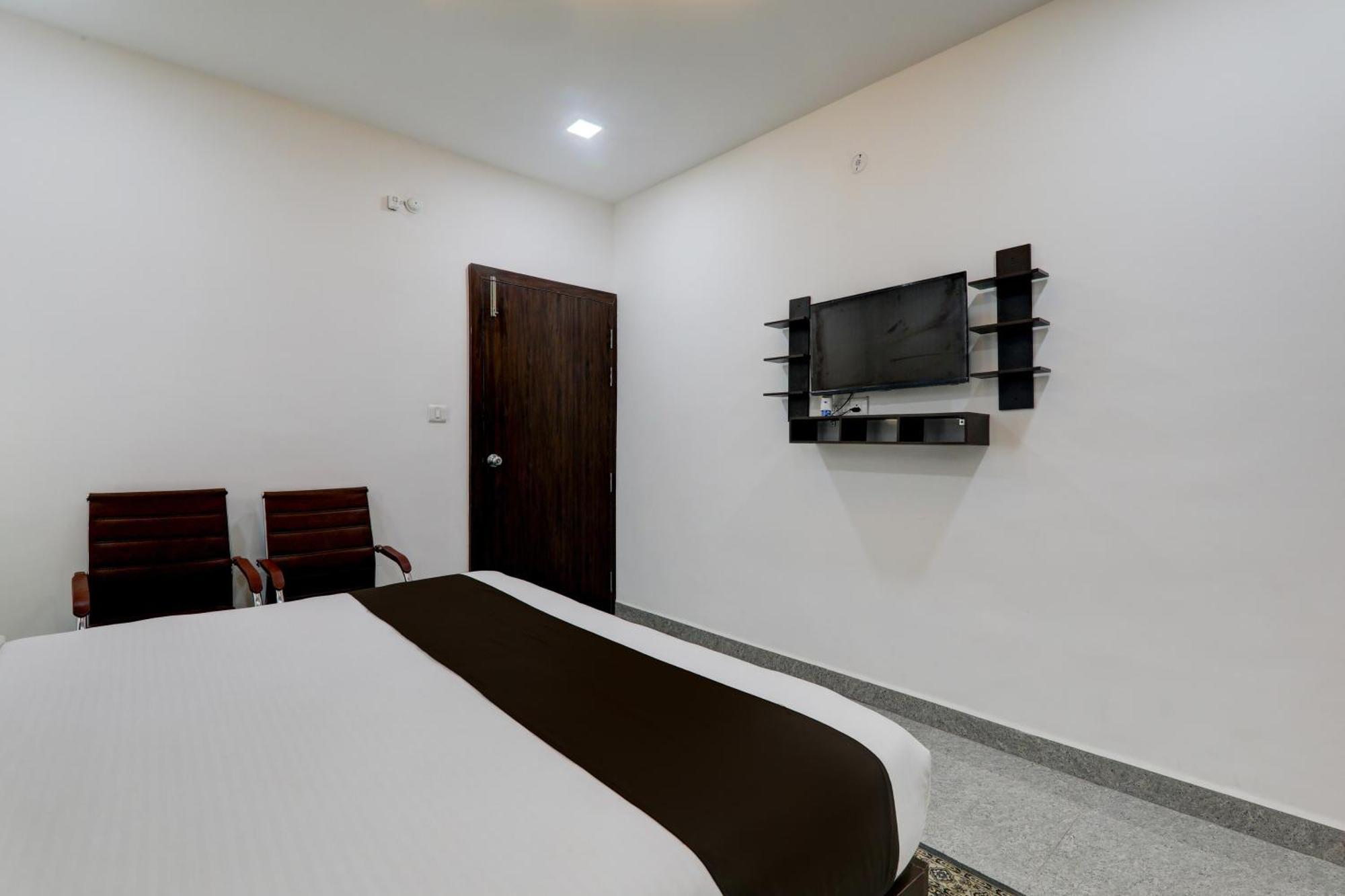 Super Hotel O Flagship Hotel Mk Palace 勒克瑙 外观 照片