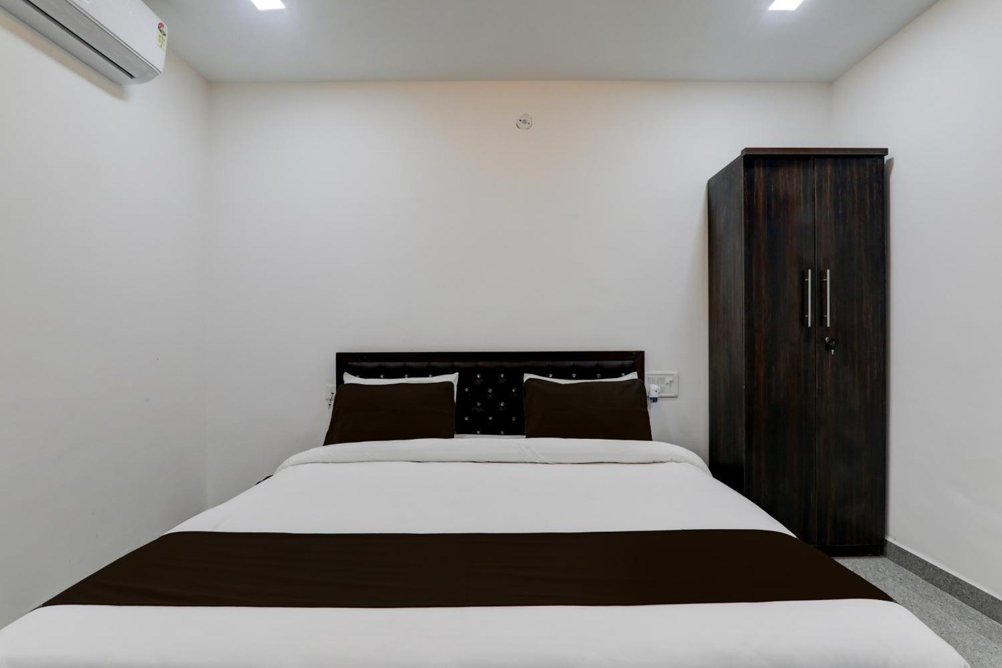 Super Hotel O Flagship Hotel Mk Palace 勒克瑙 外观 照片