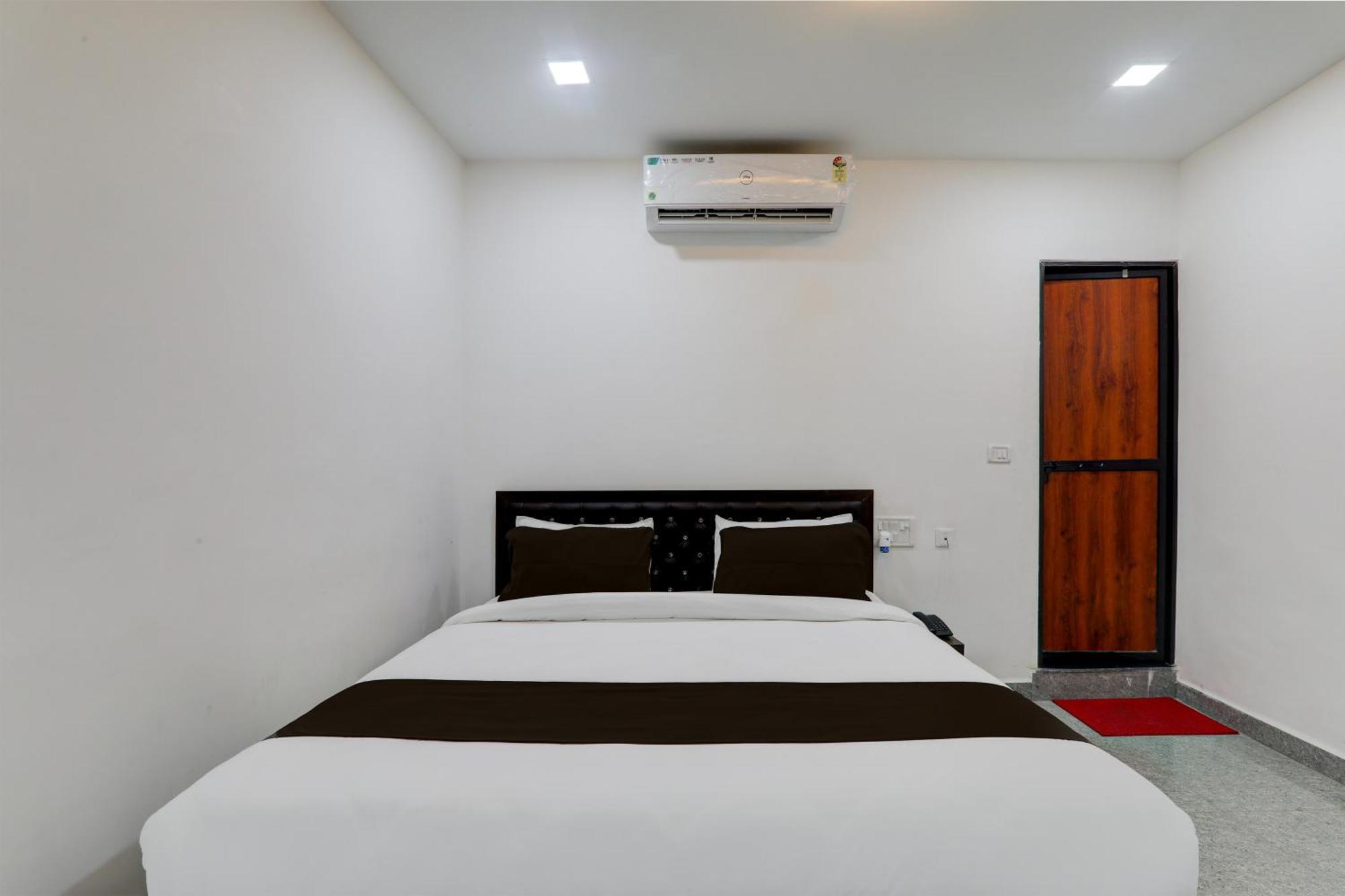 Super Hotel O Flagship Hotel Mk Palace 勒克瑙 外观 照片