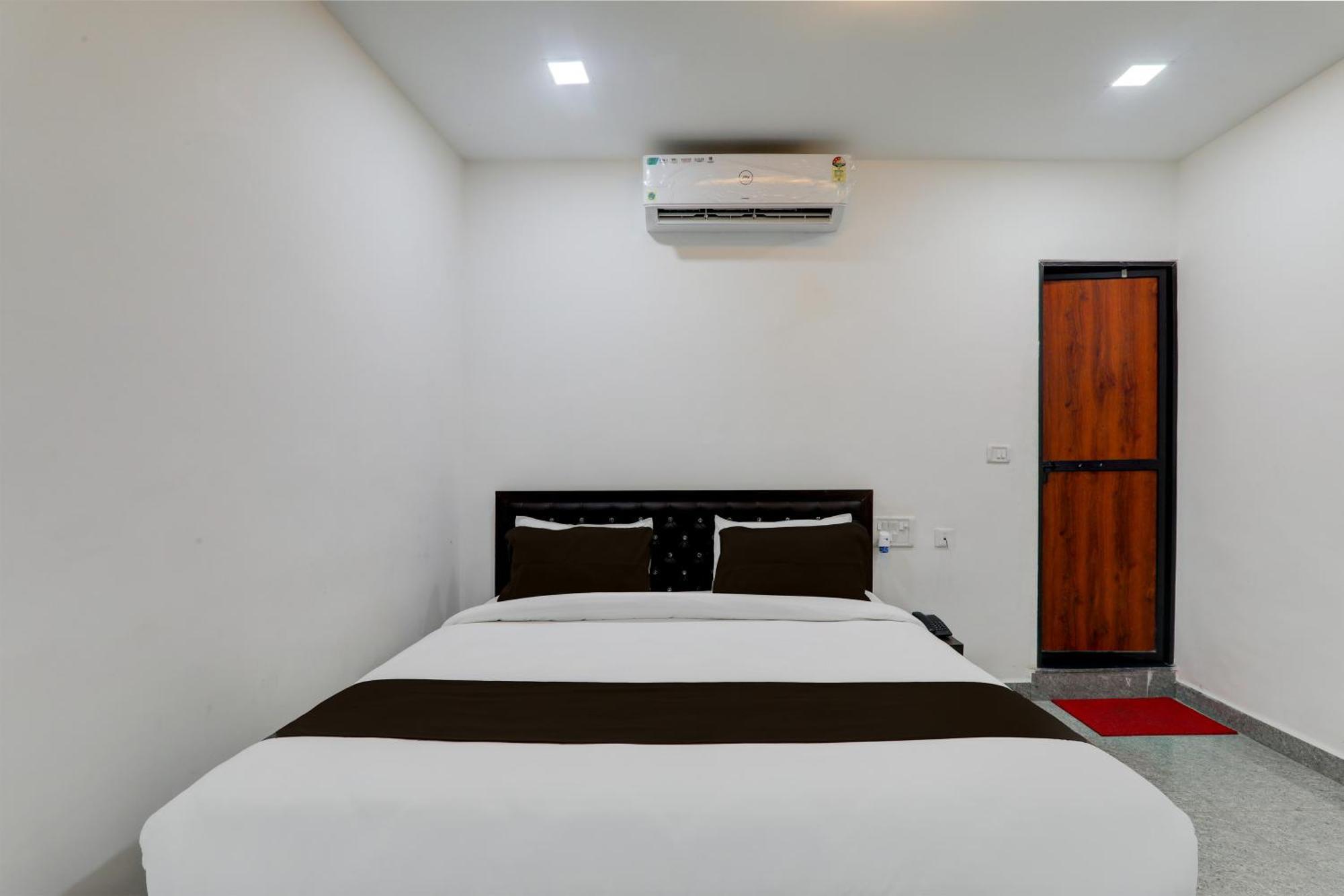 Super Hotel O Flagship Hotel Mk Palace 勒克瑙 外观 照片